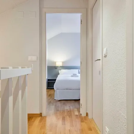 Luderna - Duplex Con Terraza Gireta Saumet 8a Naut Aran